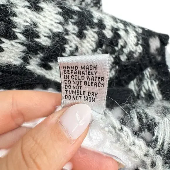 Carducci Black & White Houndstooth Wool & Mohair Blend Knit Cardigan Sweater - Picture 12 of 12